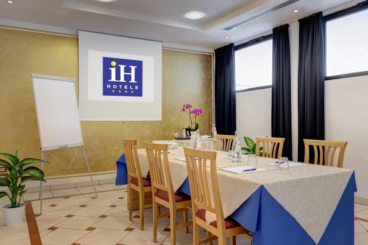 Ih Hotels Firenze Business Scandicci Luaran gambar